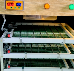 Máy ấp 240 trứng thế hệ 2021 | Đảo Lăn 360 | Phun Sương | Đèn Uv | Bơm nước Tự động